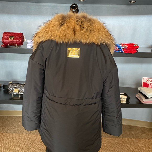 Down coat - Picture 2 of 3